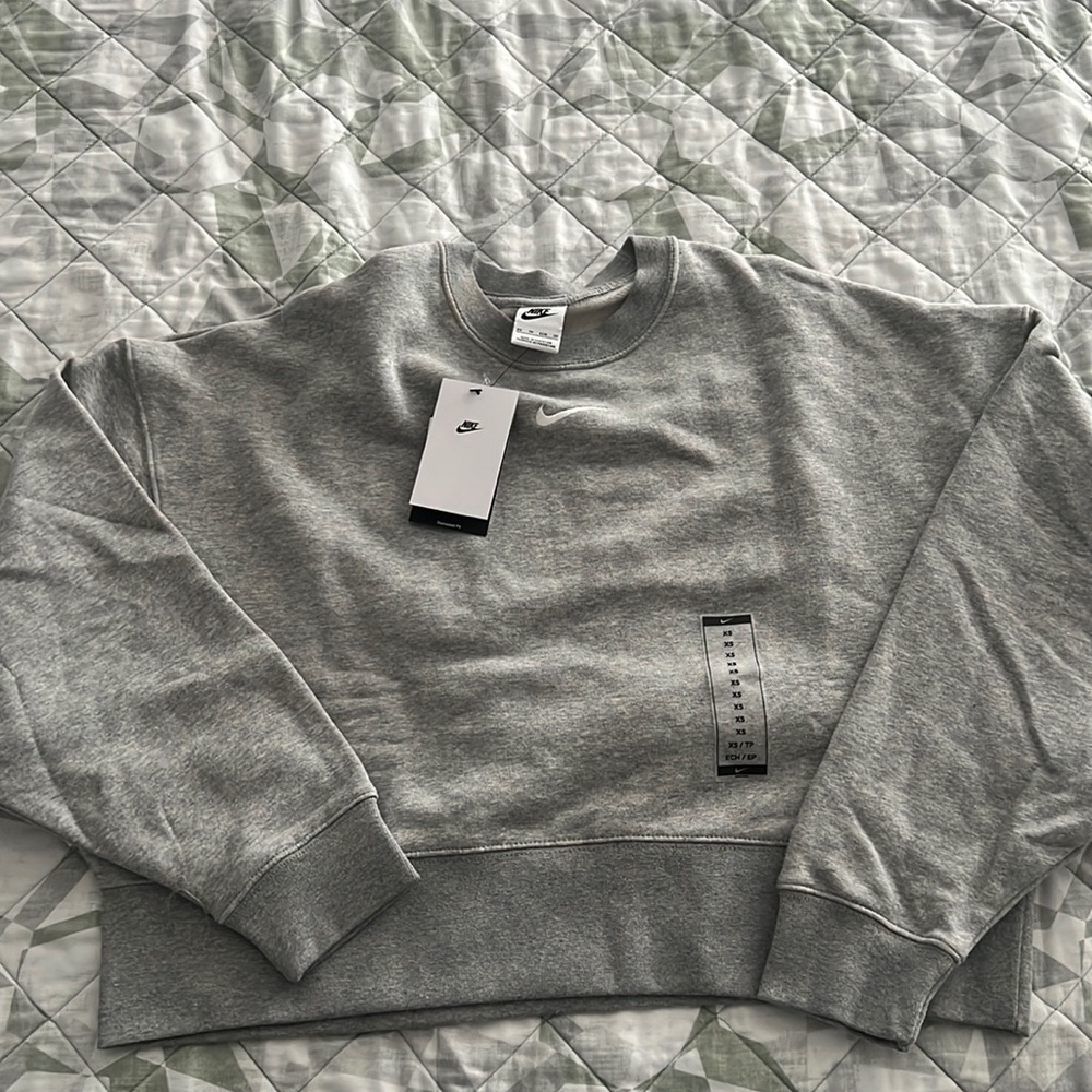 Oversized crop top